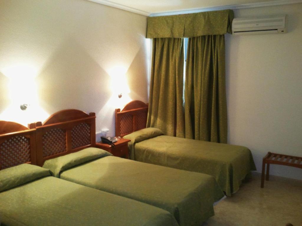 Hotel Castillo De Montemayor Værelse billede